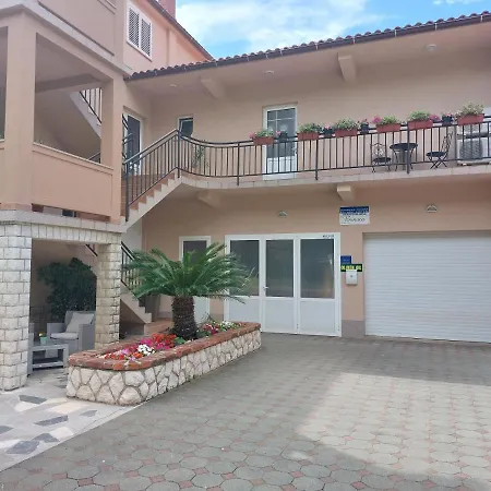 Ruzica * Rab Town